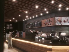-星巴克臻选(周浦万达店)