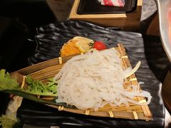 -湊湊火锅·茶憩(杭州湖滨银泰in77店)