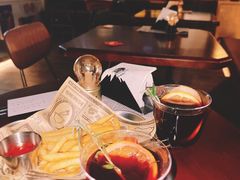 -mordew加州日记西餐&小酒馆(新天地店)