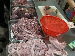 -标记美食新鲜猪杂(兴南大道店)
