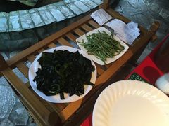 -二荆条·蜀鲜汇城市森林火锅