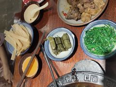 -受气牛肉·耙牛肉火锅(水晶郦城店)