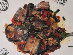-湘聚唐缘正宗湖南湘菜(盈坤世纪店)