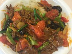 -西部马华清真兰州牛肉面·烧烤夜市(关东店)
