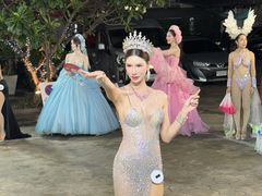 -金东尼人妖秀