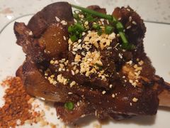 -三人行骨头王火锅(长寿店)