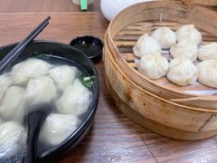 蟹粉小笼-万寿斋(山阴路店)