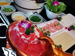 -星璨火吧KTV聚会餐厅(丰庆路店)