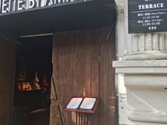 -弦月窗LUNETTE BY AMANDA(复兴路店)