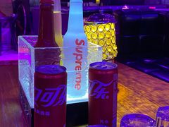 -喜鹊音乐酒馆(西街店)
