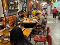 大堂-·缸桶屋·韩式牛肋条自助烤肉(西湖D11店)