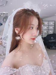 -艾米丽婚纱礼服