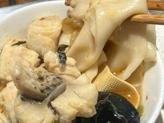 -海底捞火锅(凤凰广场店)