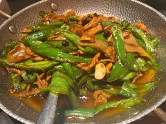 土辣椒肉炒肉-知楚•精致湖北菜(武商MALL店)