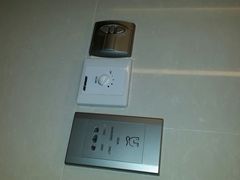 android_upload_pic-上海浦东康桥绿地假日酒店