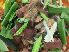 -鲁班小馆(政四街店)