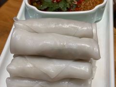 -苗阿哥酸汤牛肉火锅(体育场店)