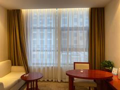 -兴芮温泉度假区