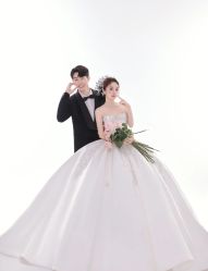 -第一夫人婚纱摄影(南京店)