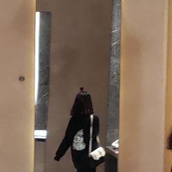 -曼都发型