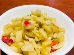 酸辣芹菜-徽三说·土徽菜·中国徽菜连锁品牌(阳湖总店)