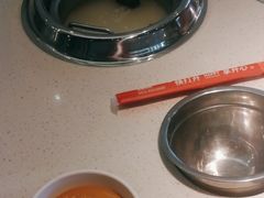 -龍歌自助小火锅(市南金茂湾店)