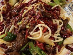 -歹歹的加个面过油肉拌面