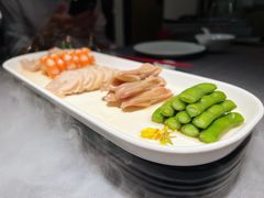 -HOMES上海本帮菜(襄阳公园店)