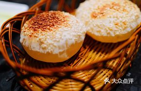 Hollow Sesame Flatbread Unlimited Refill