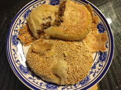 惠山油酥饼-新万鑫银丝面·非遗无锡味(惠山古镇店)