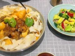 大盘鸡份送皮带面-东方亚克西餐厅(西康路店)