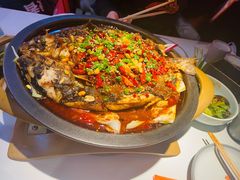-鸣记脆皮烤鱼·海鲜烤鱼(三八广场店)