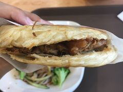 肉夹馍-魏家凉皮(祈年大厦店)