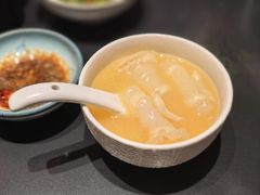 -鲜入唯煮·港式海鲜牛肉火锅(金宝街店)