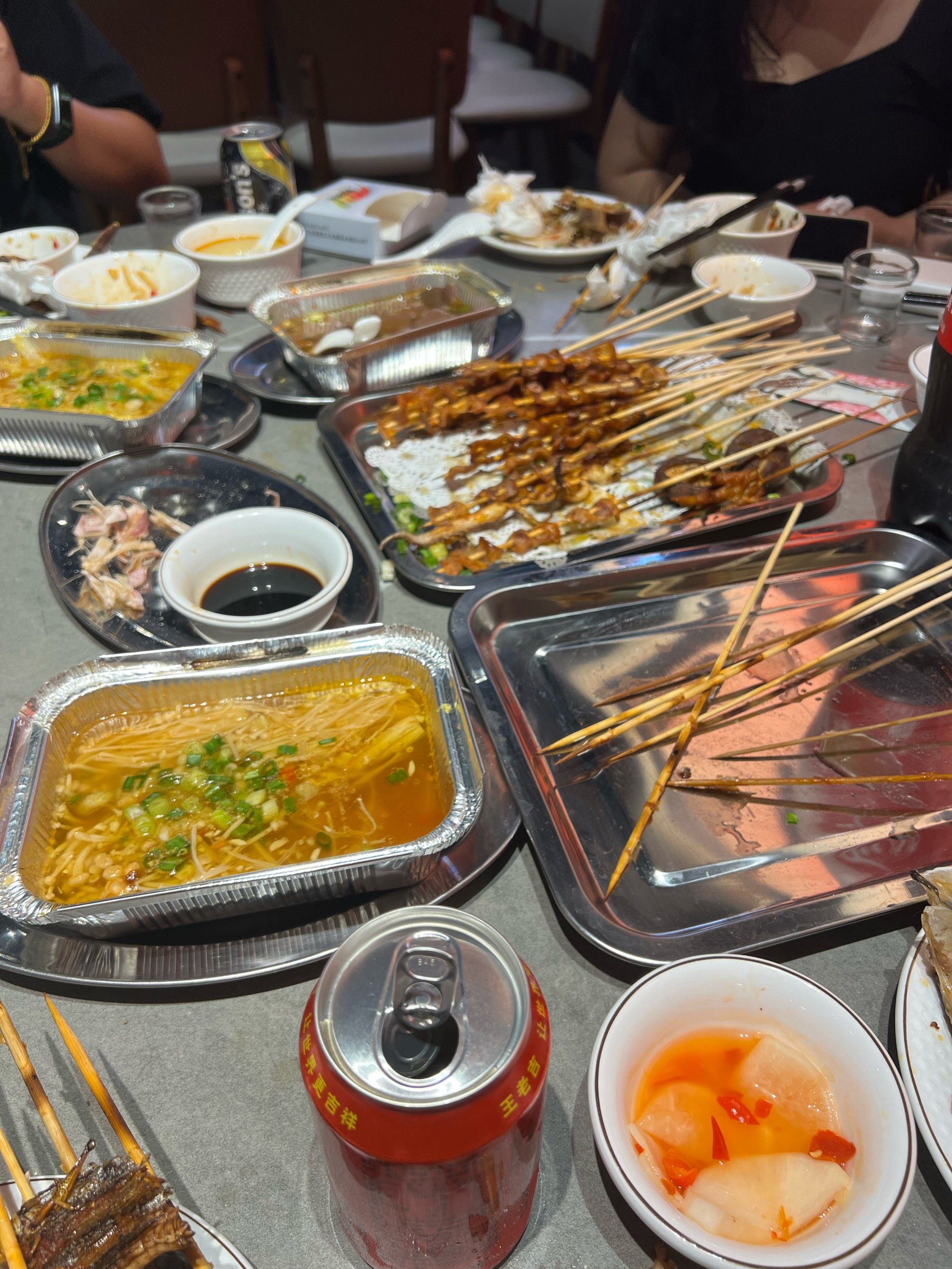 夜宵时间烧烤大餐