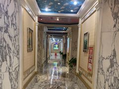 -皇宫大酒店