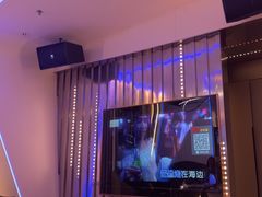 -密苏里·吖咪KTV火吧