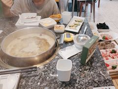 -一席地·本地鸡窝·杭帮鸡火锅(萧山银隆百货店)