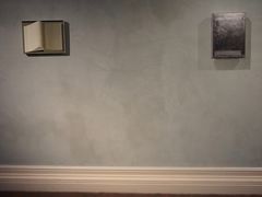 -Nathalie Djurberg与Hans Berg“牛皮纸包裹的月亮”-Prada荣宅当季展览