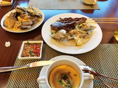 -南湖名都·景湖轩全日制餐厅·海鲜自助·东南亚风味·临湖而食