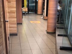 -麦当劳(虹梅路地铁站店)