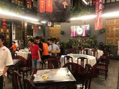 大堂-蔼若春.传承三十年云南菜(金碧公园店)