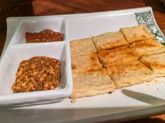 香煎石屏豆腐-云海肴·汽锅鸡·云南代表菜(美罗城店)