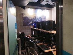 -网鱼网咖·电竞(南开百脑汇店)