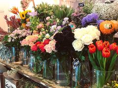 -FLOVIE FLORIST CAFE