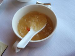 红枣雪耳炖官燕-富力丽思卡尔顿酒店·丽轩中餐厅