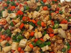 -川流不息·地道川菜·小龙虾(松东路店)