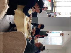 -茅屋大酒店