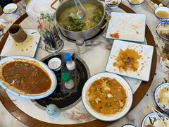 -朴小妹人参鸡汤火锅(长白山万达店)