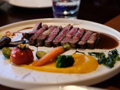 澳洲和牛西冷牛排（M6）-Golden Lily河内巴黎法越料理餐厅(建国西路店)